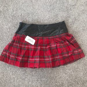 Plaid red mini skirt